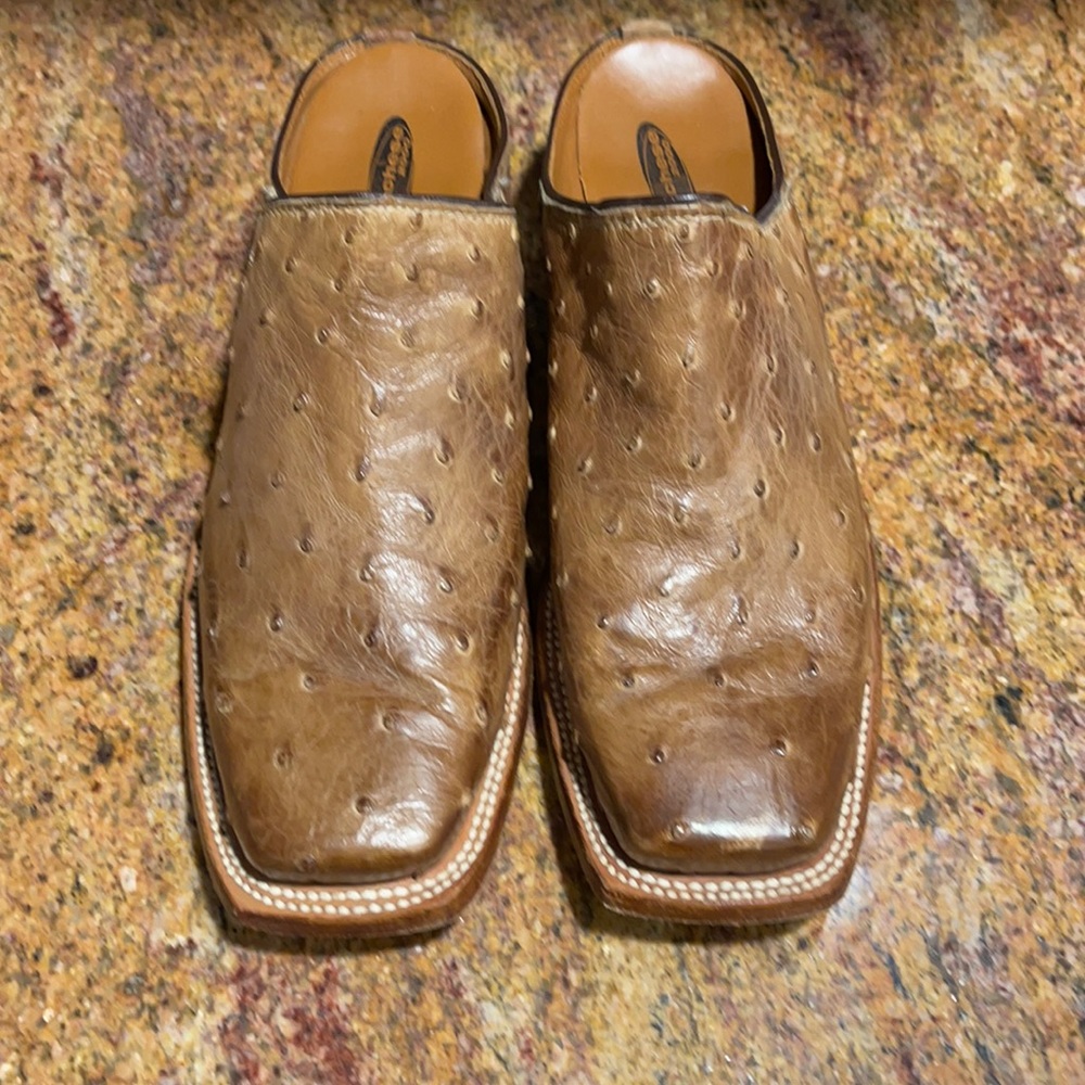 Leather shoes hand made in California